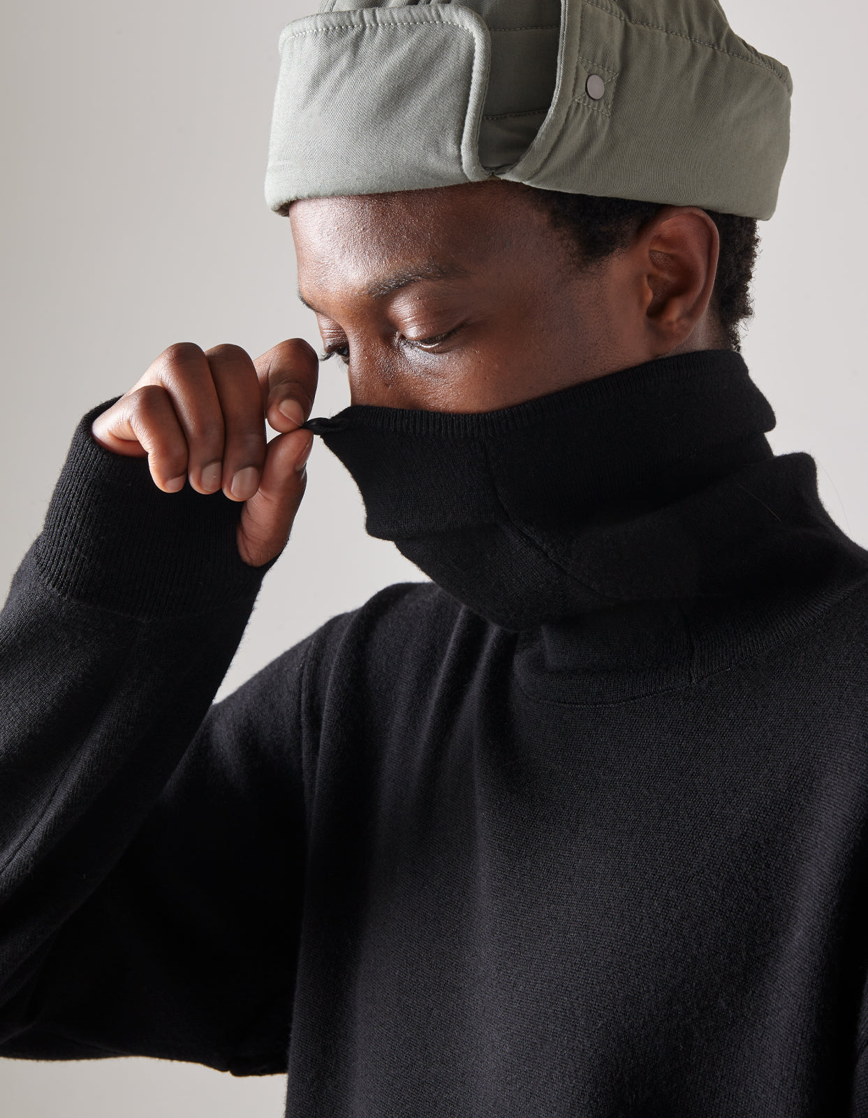 1091 Knitted Shinobi Crew Black
