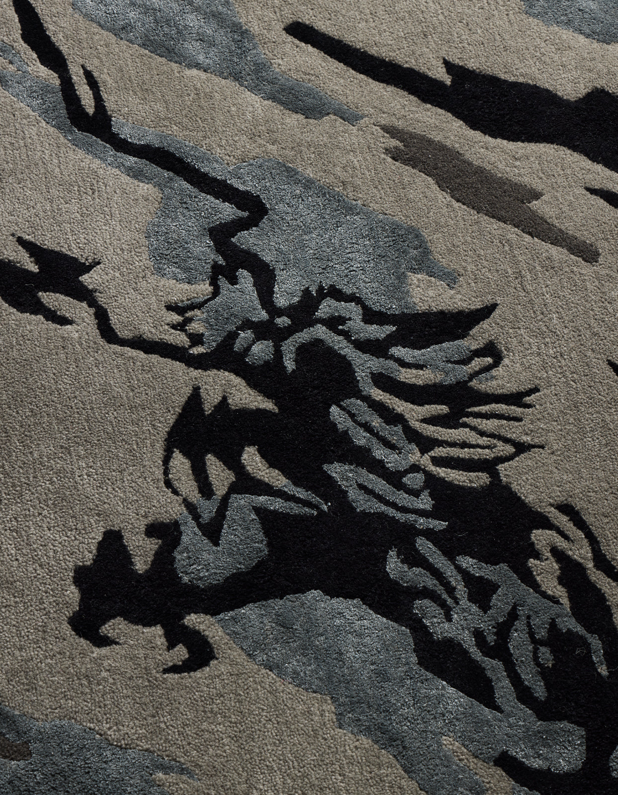 1108 DPM: Bonsai Forest Circular Rug Subdued Night