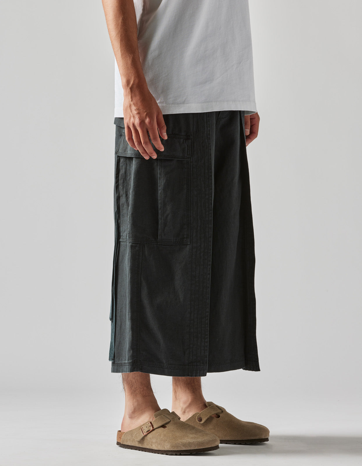 4511 Cropped U.S. Hakama Track Pants Black