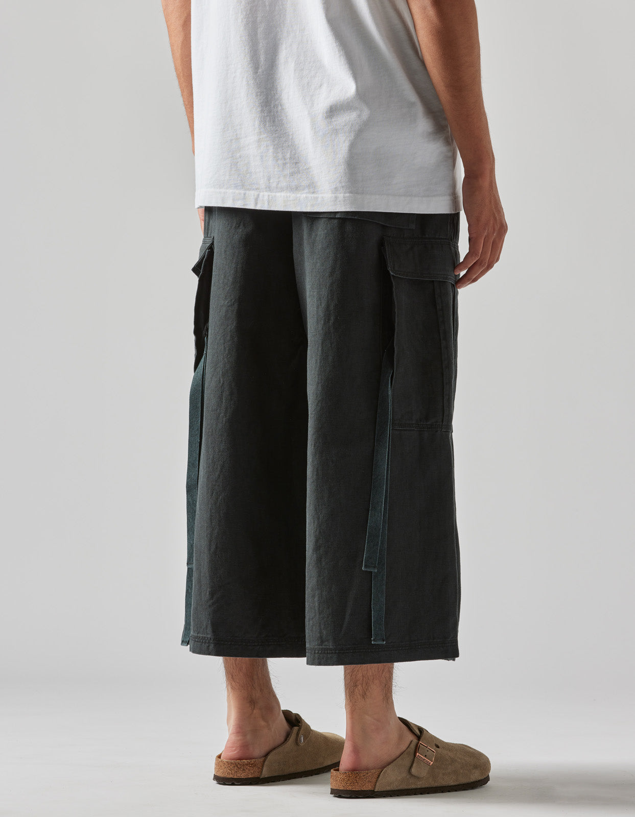 4511 Cropped U.S. Hakama Track Pants Black