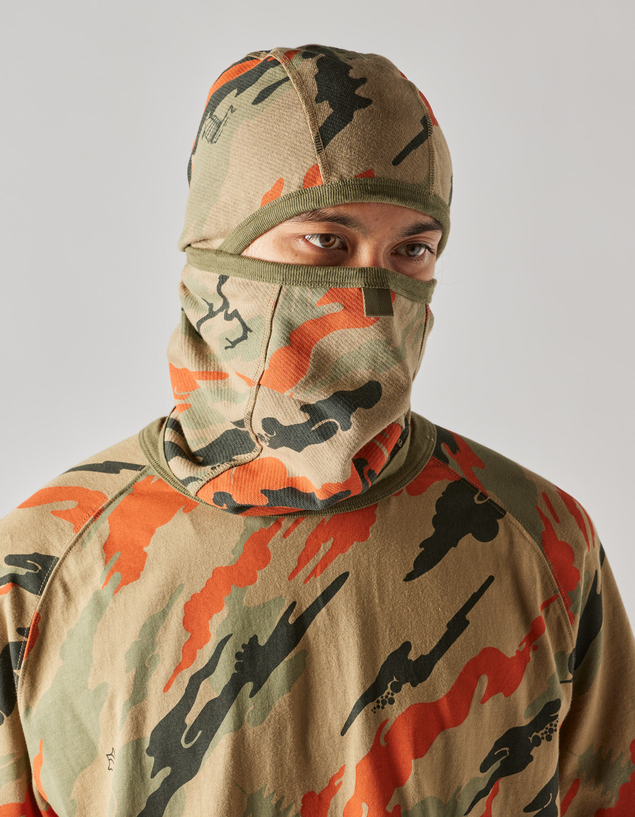 4528 Camo Barbute Balaclava Blaze Woodland