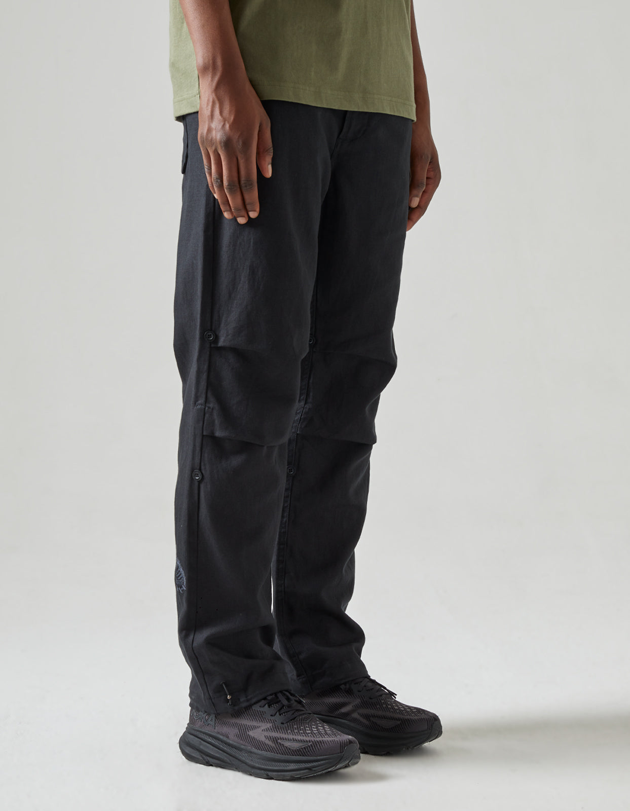 4581 Tiger Embroidered Straight Snopants® Black