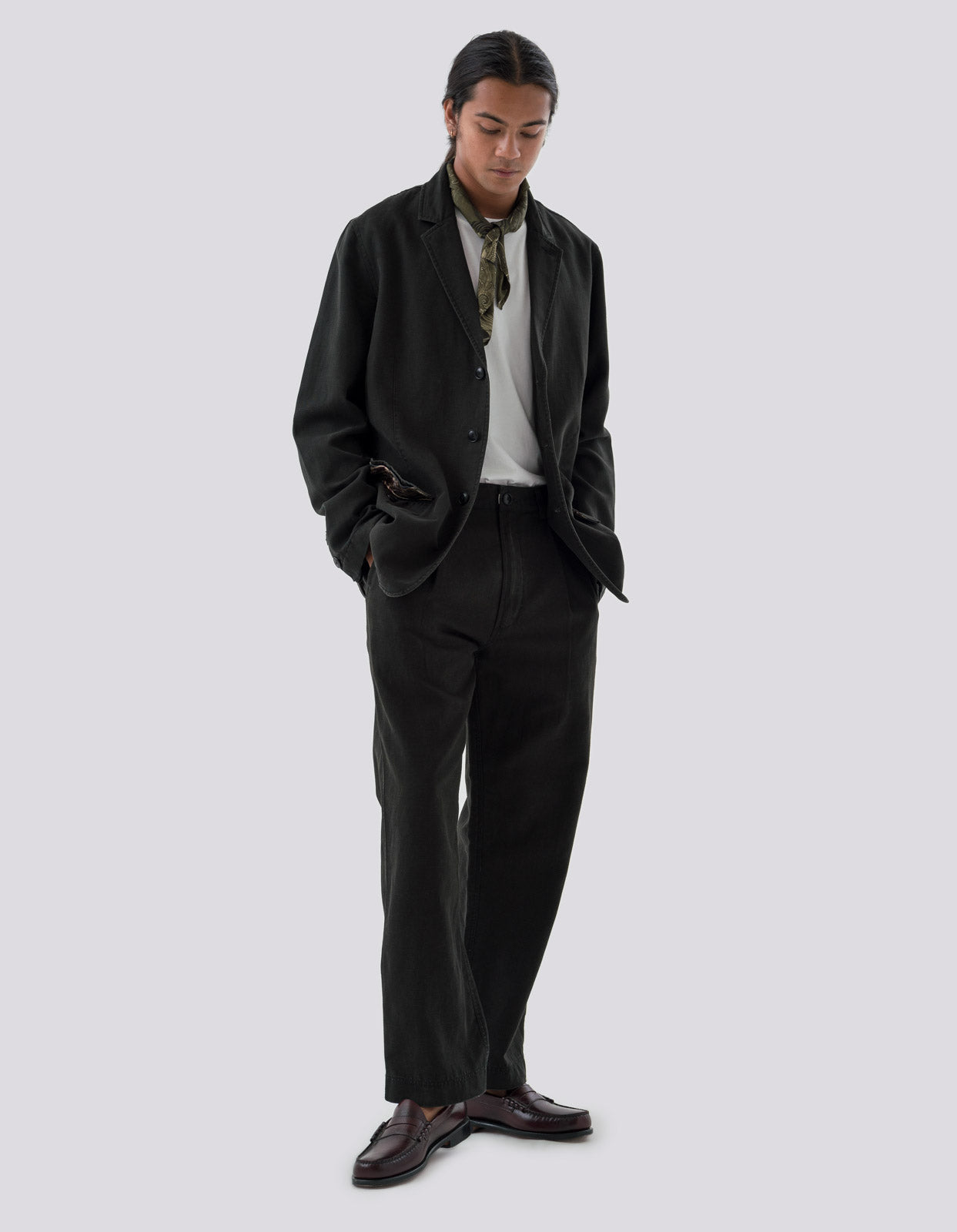 4604 Hemp U.S. Chino · Loose Black