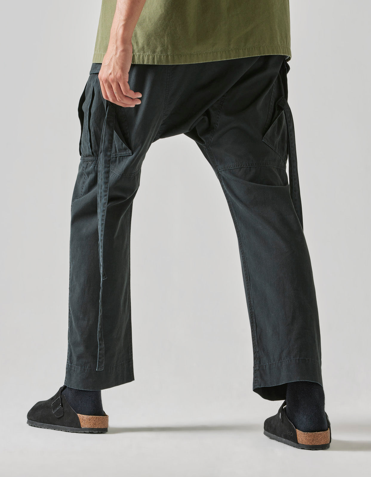 4515 Low Cargo Pants Black BLK-108F