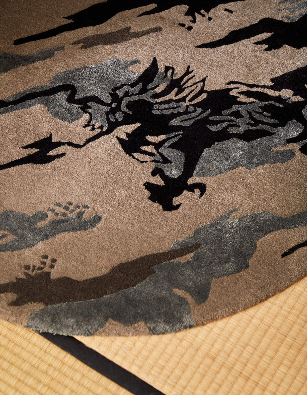 1108 DPM: Bonsai Forest Circular Rug Subdued Night