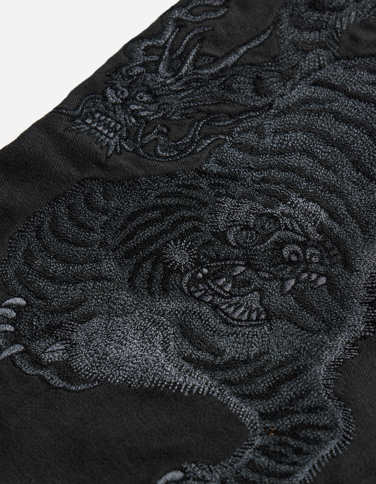 4581 Tiger Embroidered Straight Snopants® Black