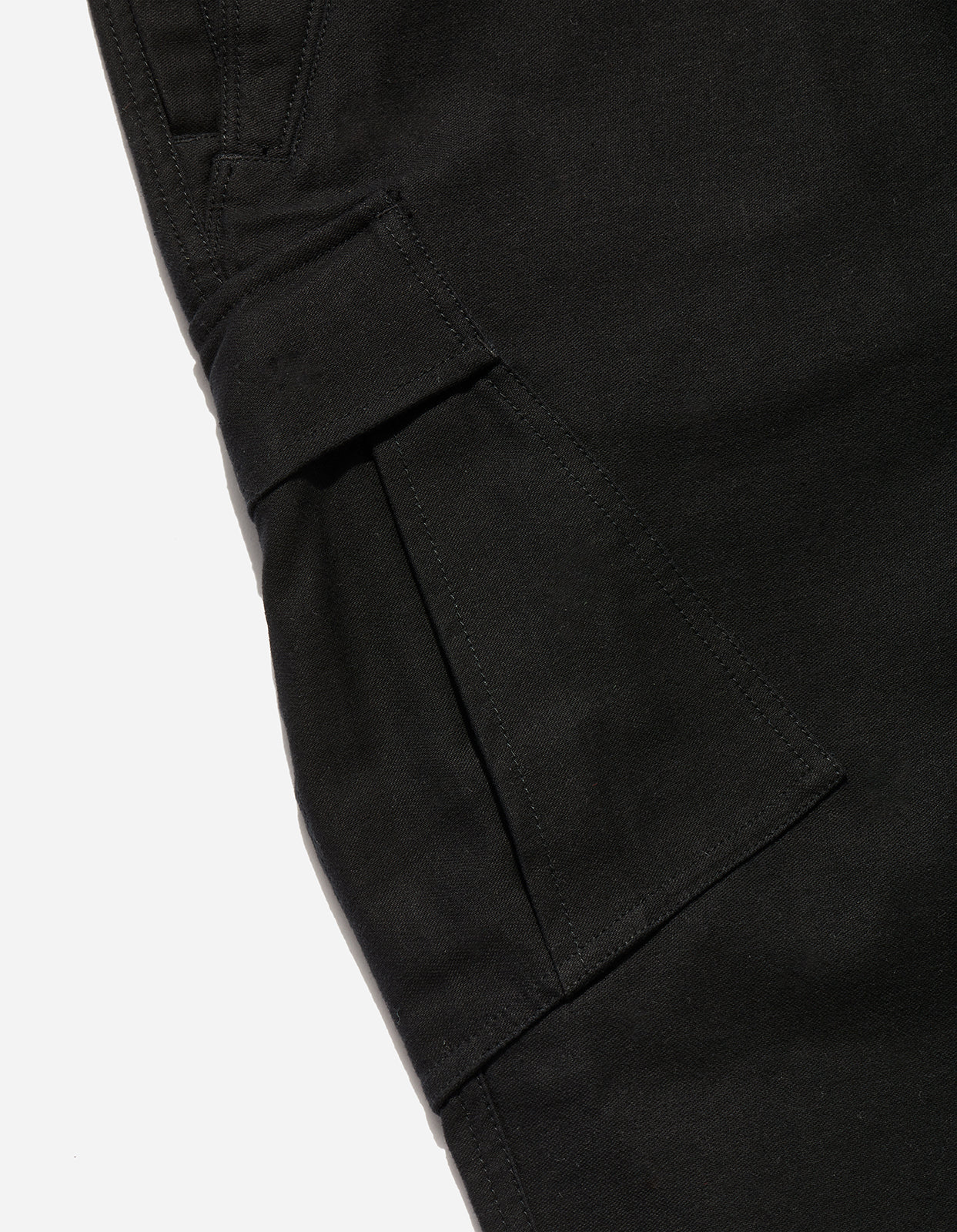 7026 MILTYPE Organic Cargo Pants Black