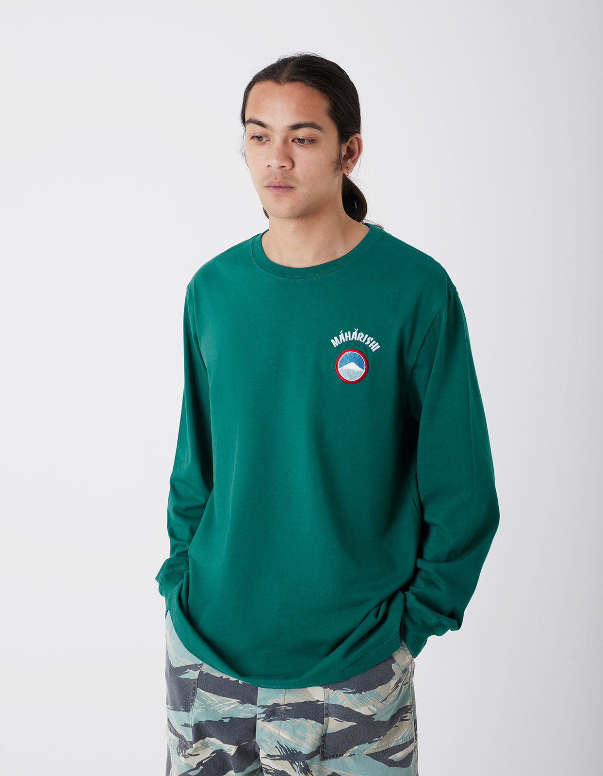 9858 Mahapatchco. Embroidered L/S T-Shirt Dark Teal