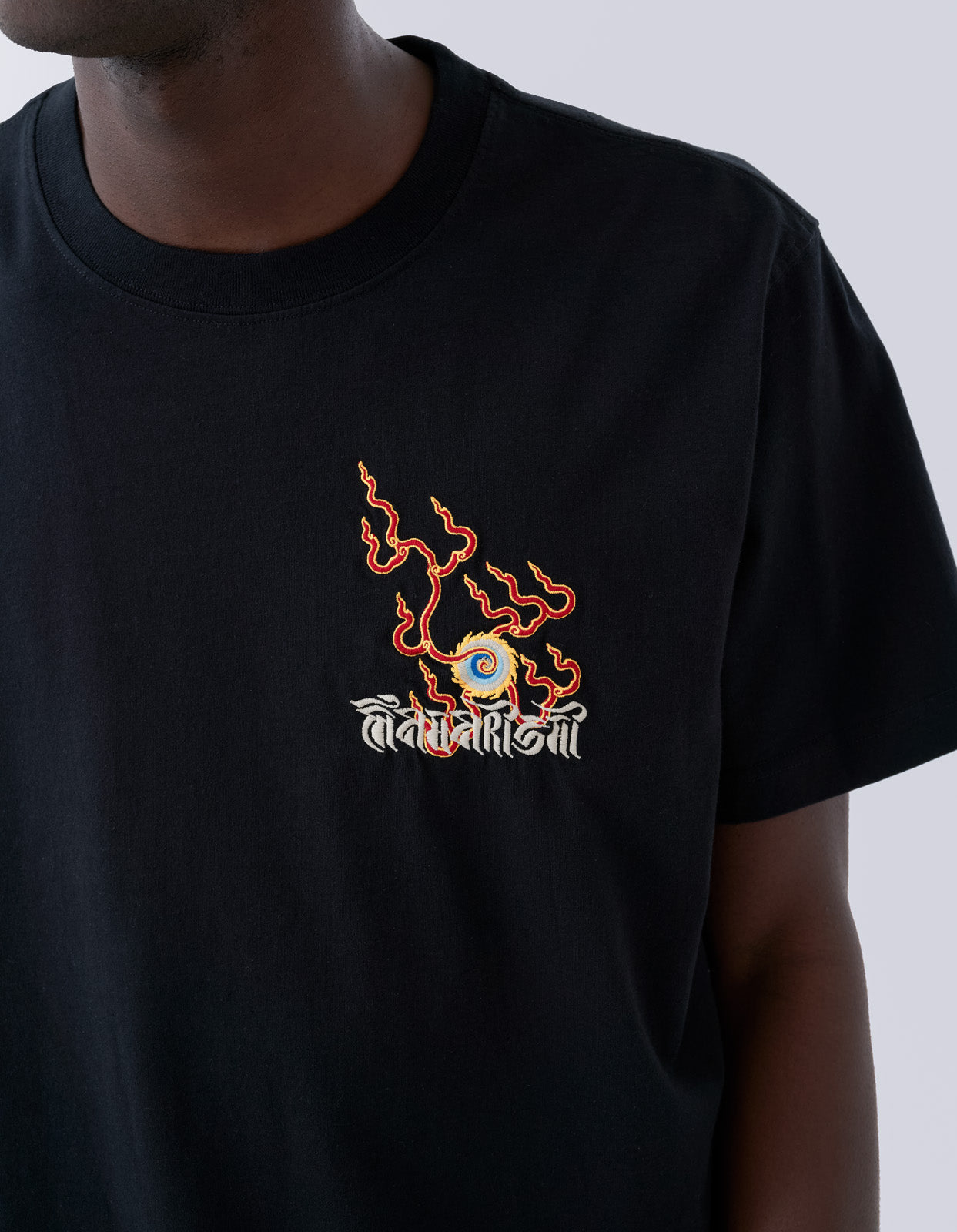 1254 Flaming Pearl T-Shirt Black