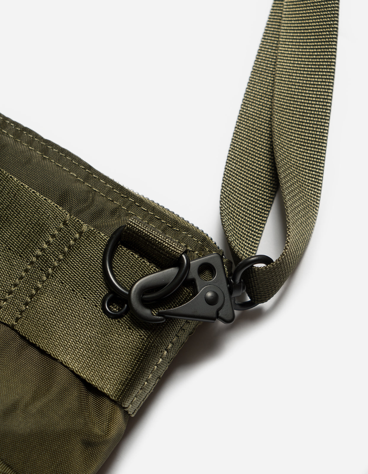 1112 Maha M.A.L.I.C.E. Day Carry Bag Olive – Maharishi