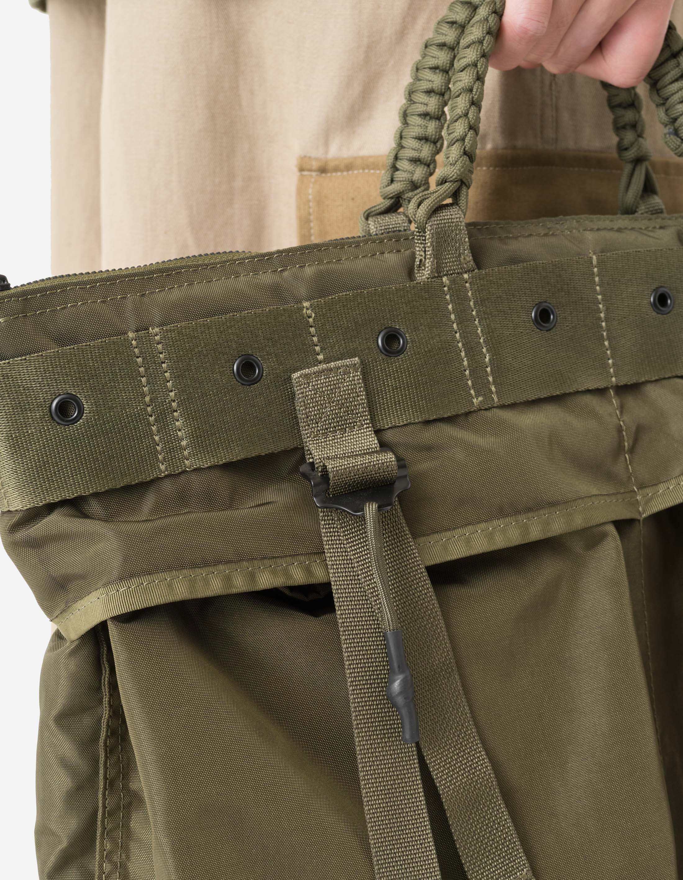 ふ*ん様 【美品】Maharishi マハリシ ボディバック 1112 Maha M.A.L.I.C.E. Day Carry Bag Olive – Maharishi
