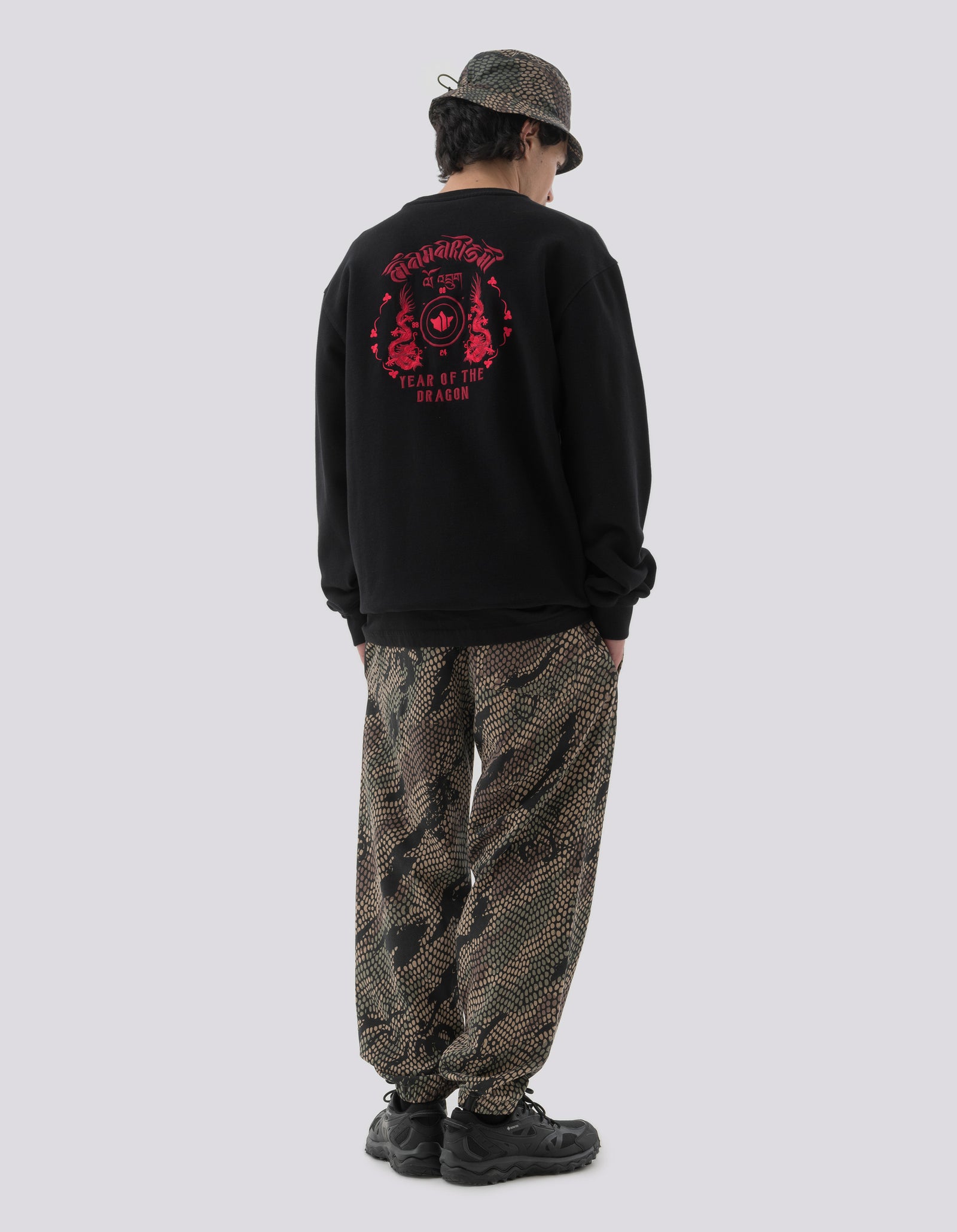 1267 Dragon Anniversary Crew Sweat Black