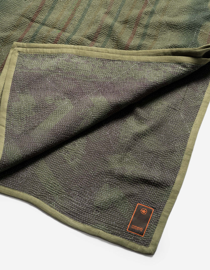 7196 Upcycled Blanket Olive