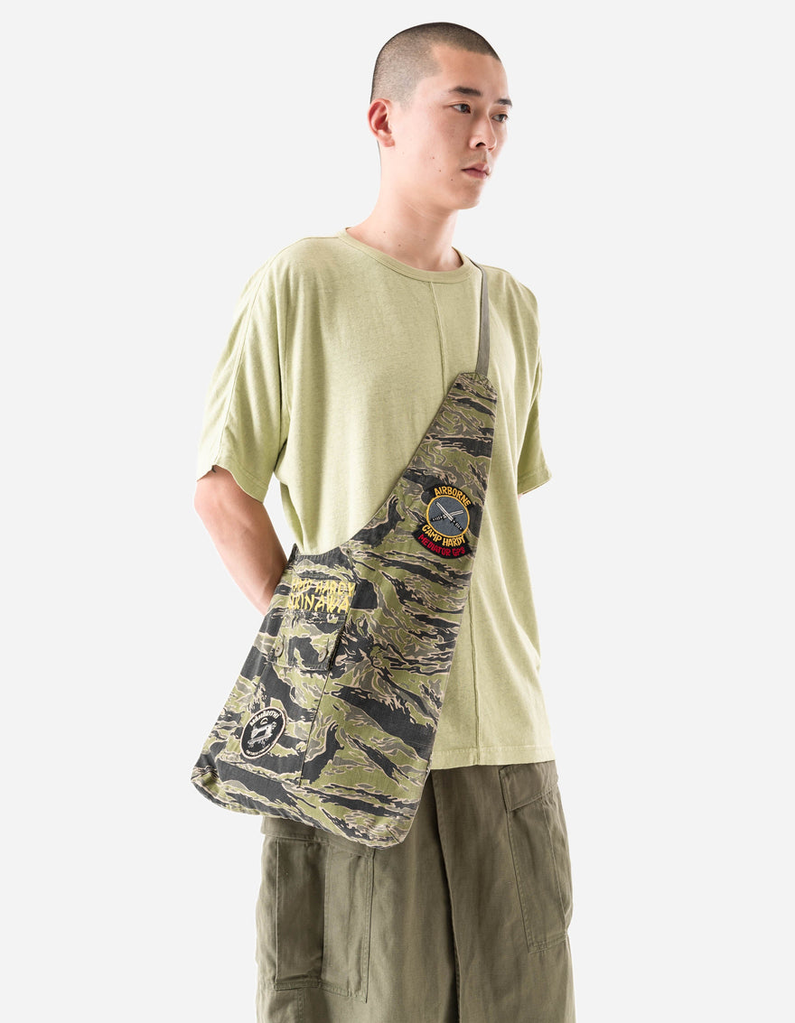 7267 Camp Hardy Okinawa Sling Bag John Wayne Colourway