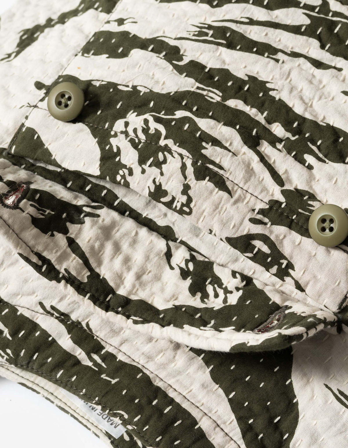 7335 Tigerstripe Monk Sling Bag Ecru/Olive