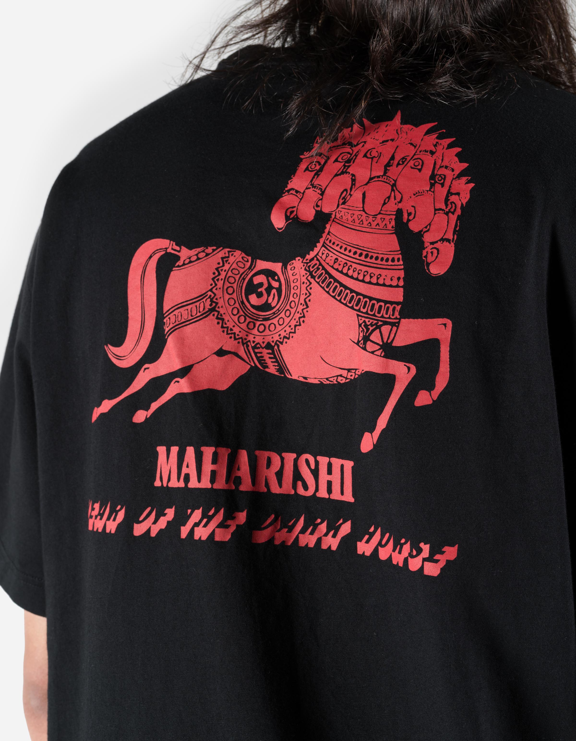 7463 Year of the Dark Horse S/S T-Shirt Black – Maharishi