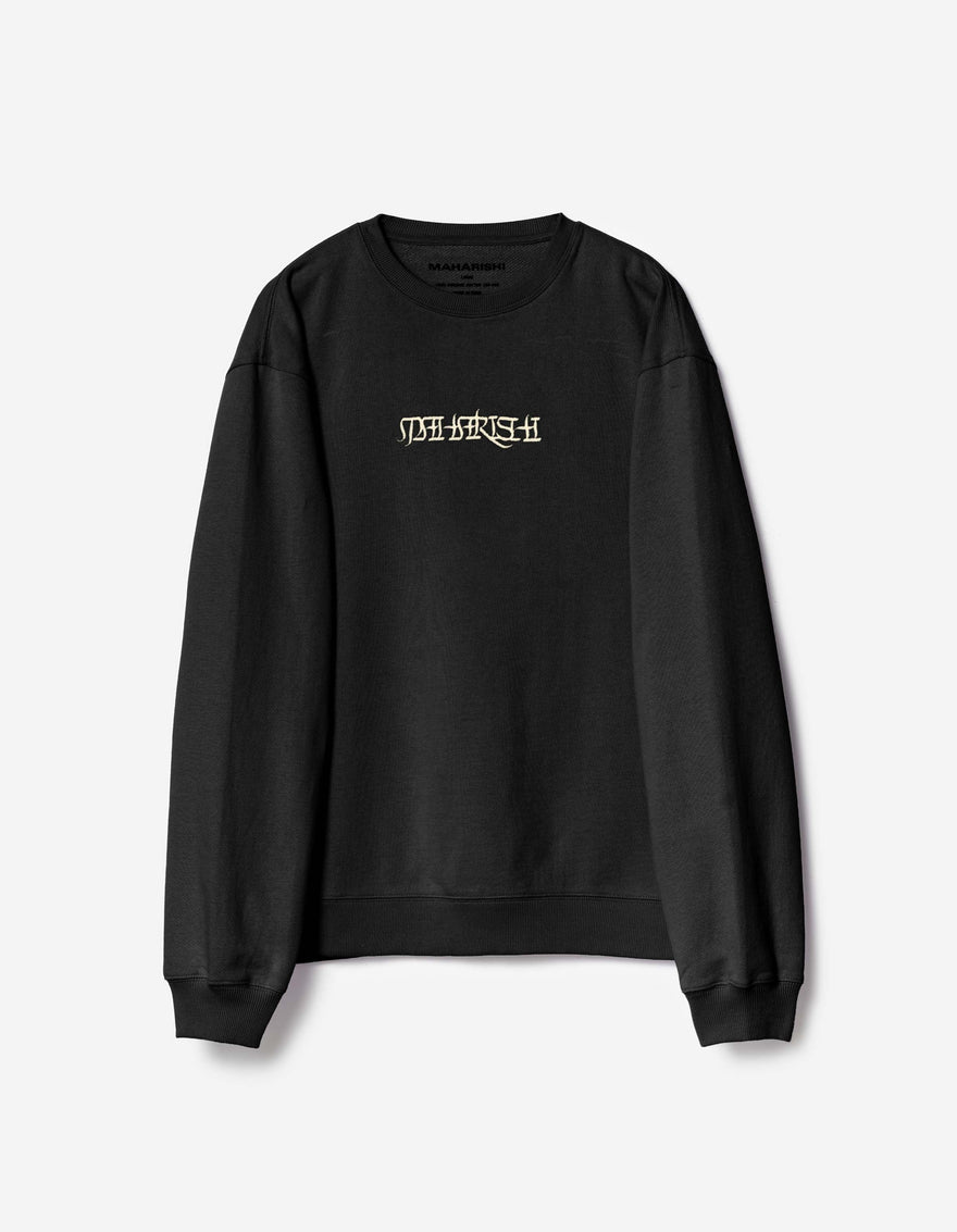 7549 Maha Script Crew Sweat Black