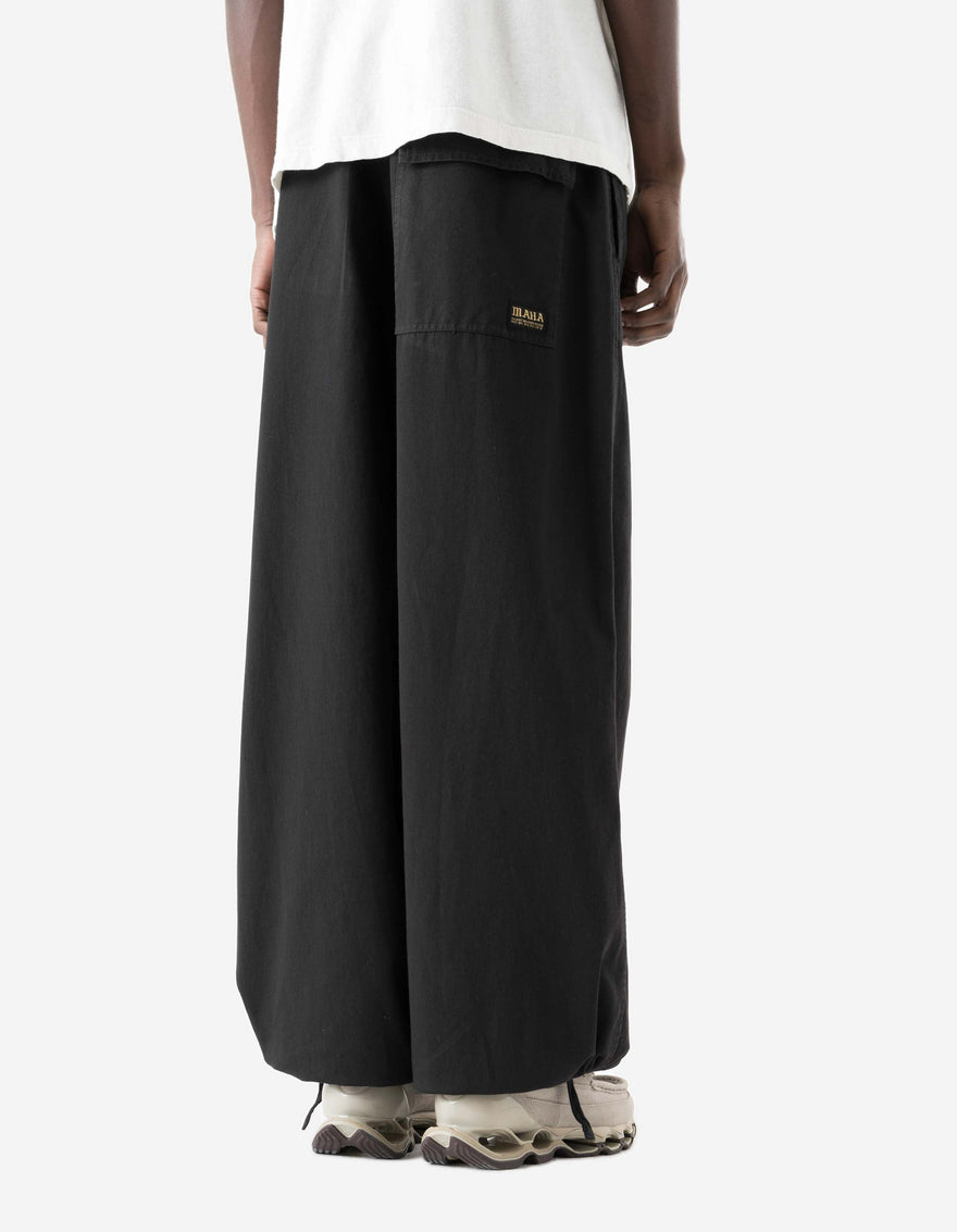 7589 Maha Loose Pleated Pants Black