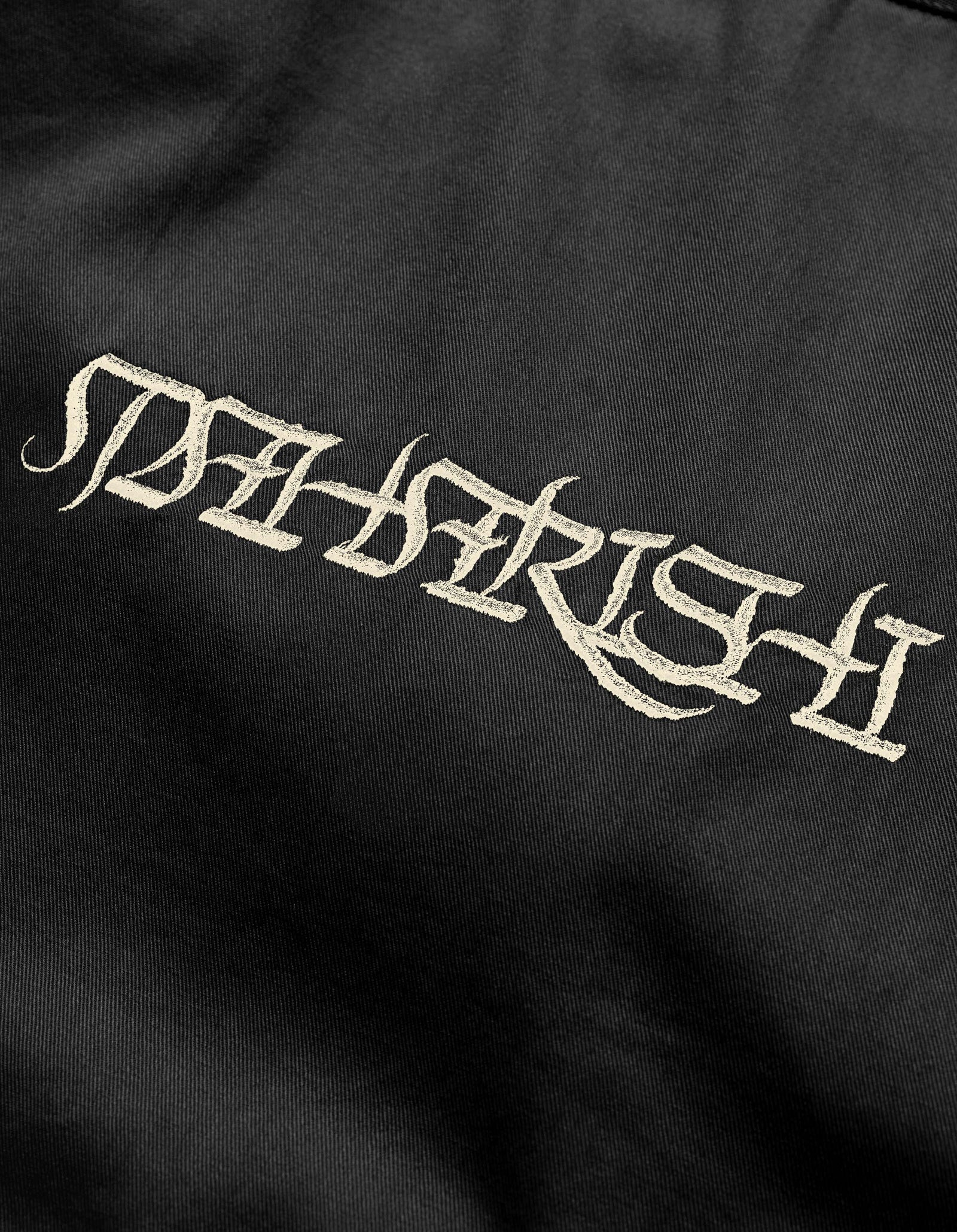 7592 Maha Script Tote Bag Black