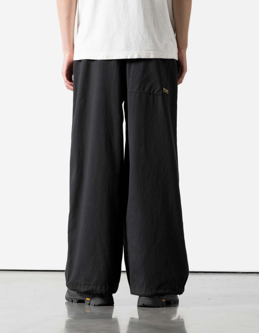 7589 Maha Loose Pleated Pants Black