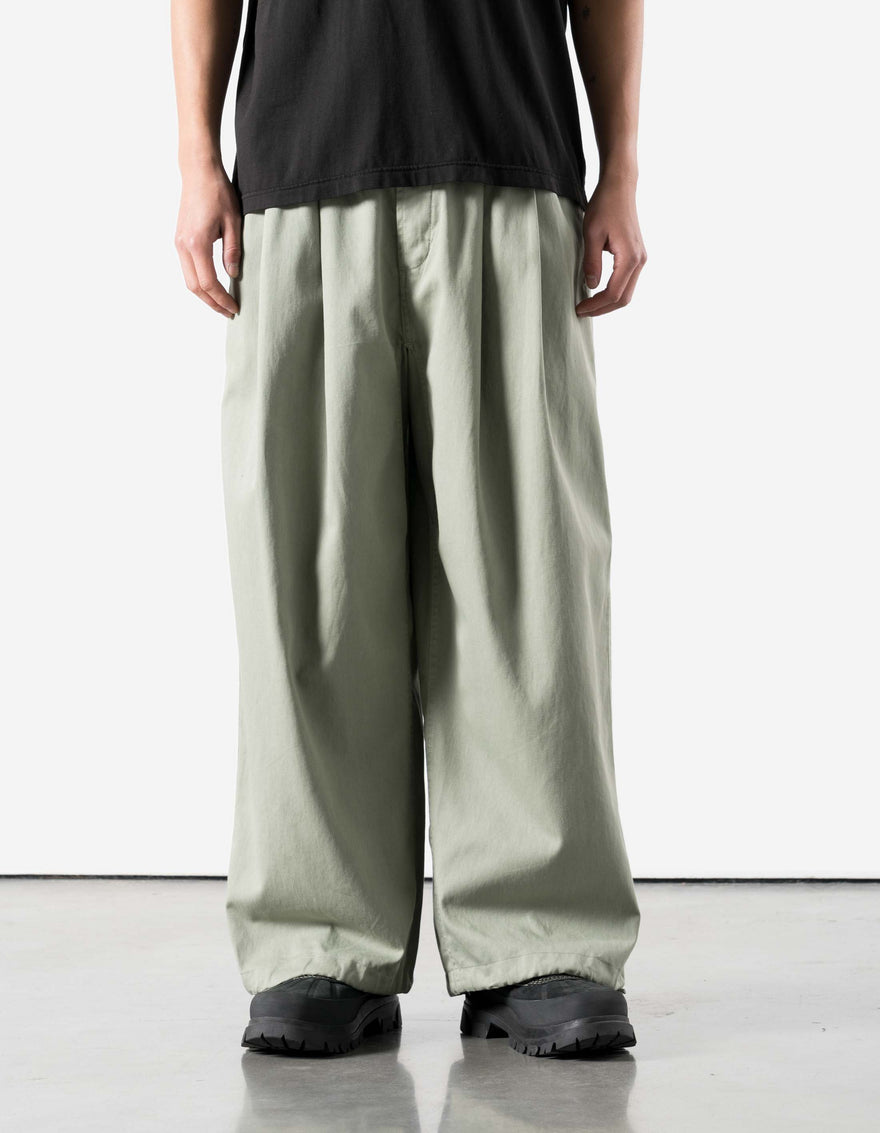 7589 Maha Loose Pleated Pants Sage