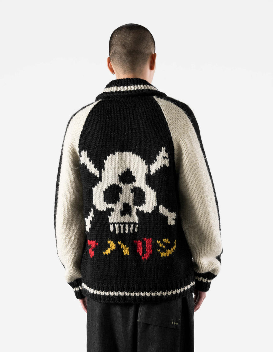 7806 Knitted Tour Cardigan