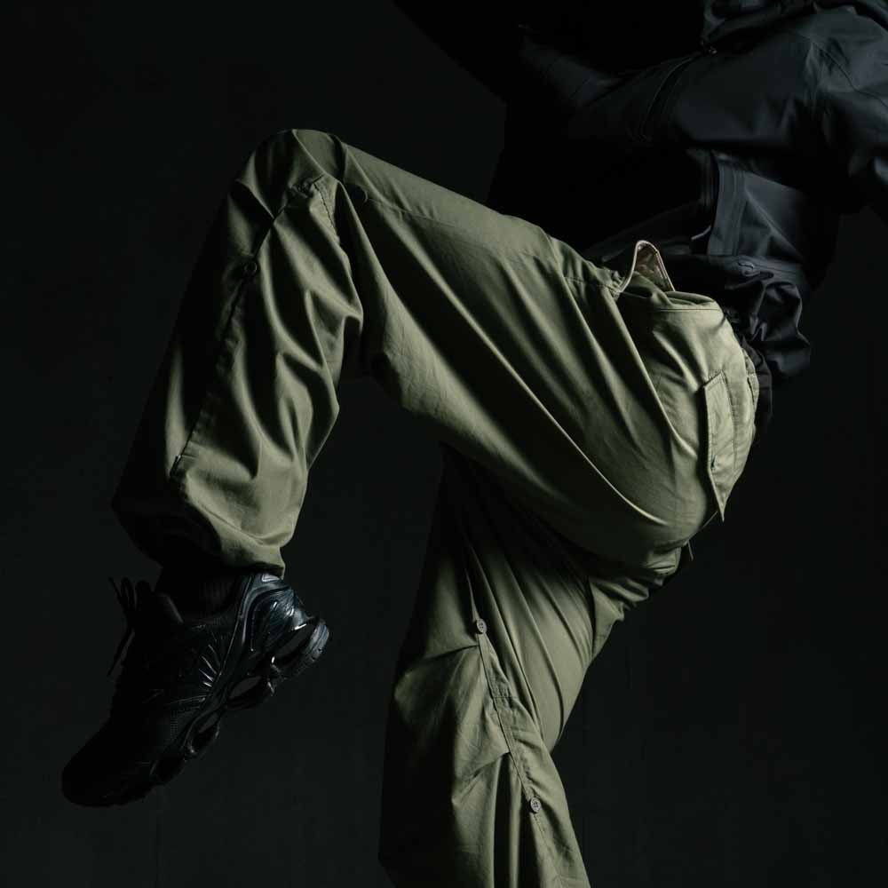 DPM: DISRUPTIVE PATTERN MATERIAL – AN ENCYCLOPEDIA OF CAMOUFLAGE