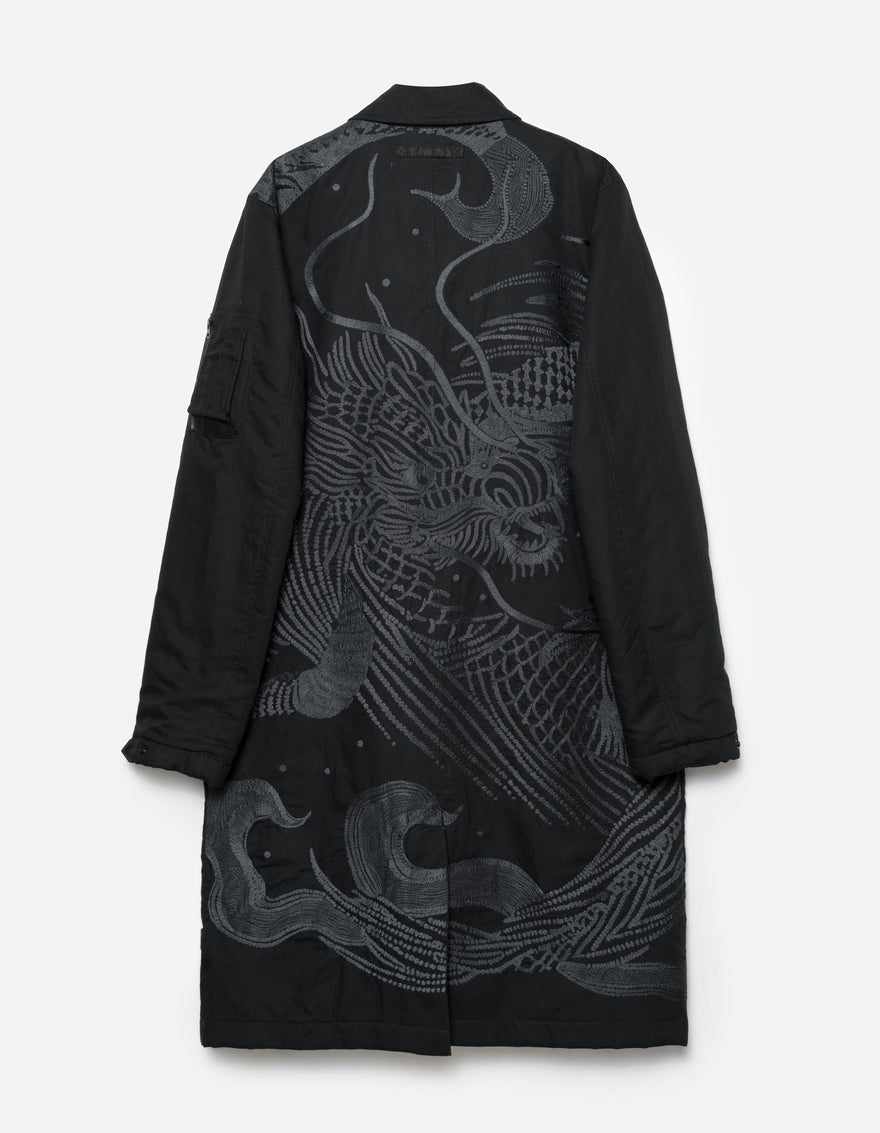 2210 Linear Snow Dragon Embroidered MA Mac Coat Black