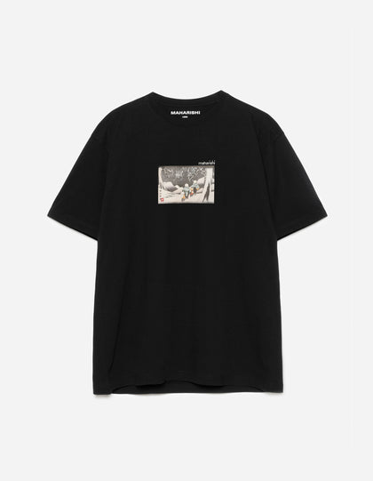 2213 Travellers In Snow S/S T-Shirt Black