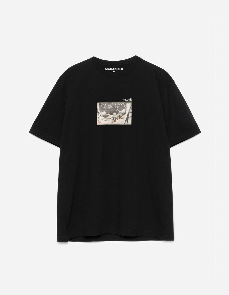 2213 Travellers In Snow S/S T-Shirt Black
