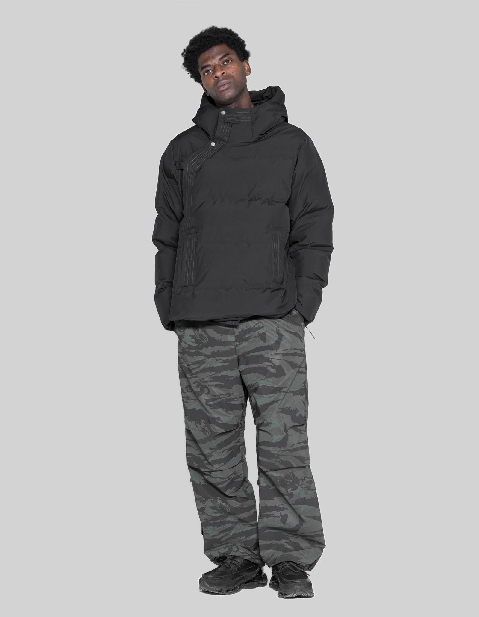 2218 Primaloft® Padded Tech Monk Jacket Black