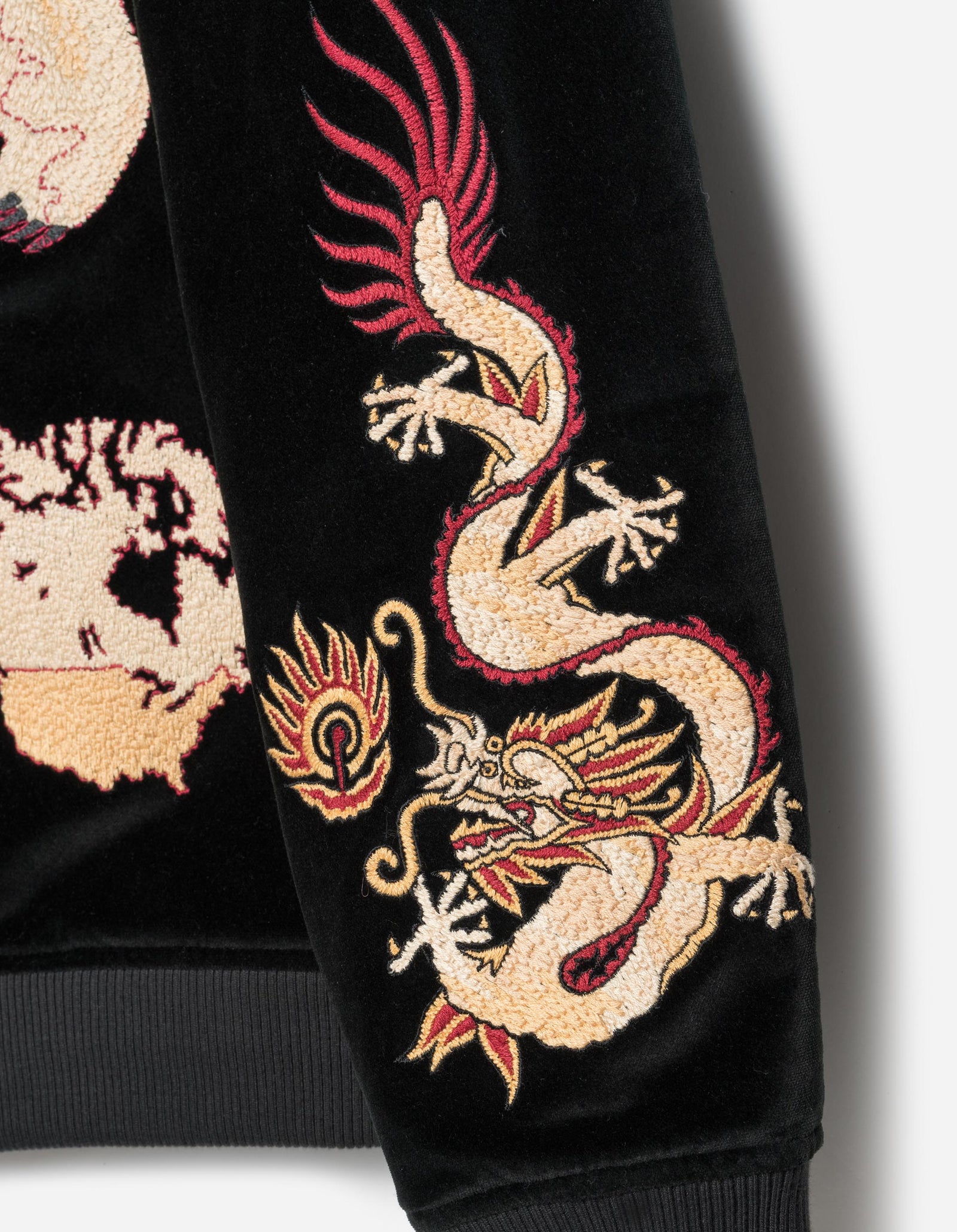 7085 Bering Strait Embroidered Tour Jacket Black