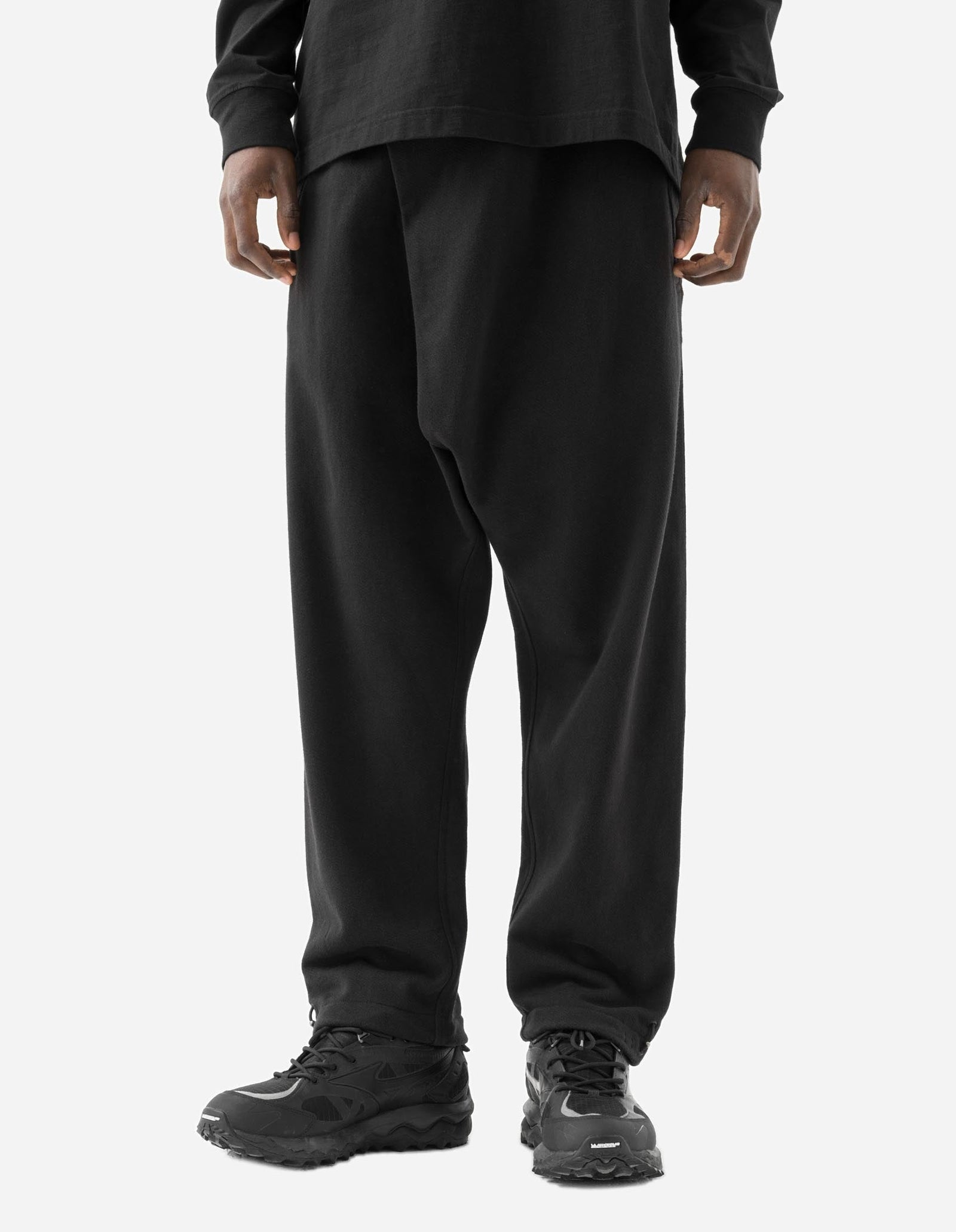 7091 Bering Strait Embroidered Asym Sweatpants Black