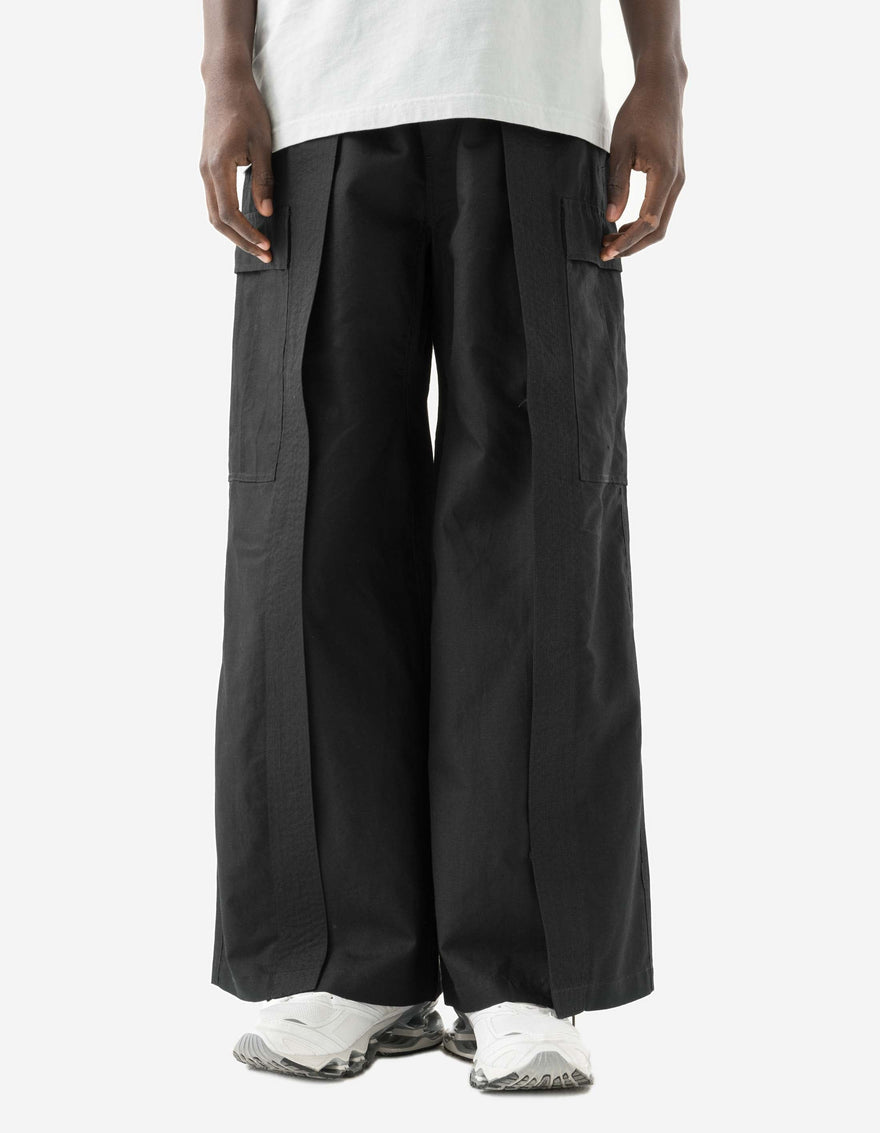 7097 Alaskan Hilltribe Embroidered Cropped Hakama Black