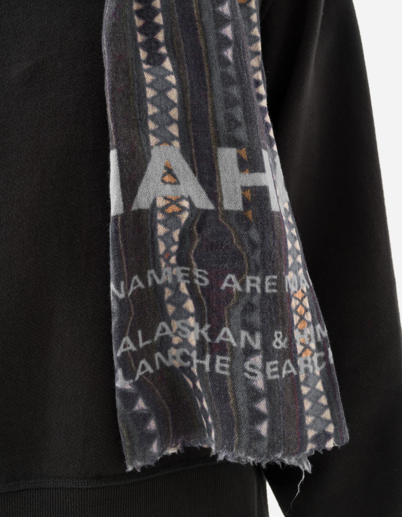 7103 Hill Tribe Pashmina Navy