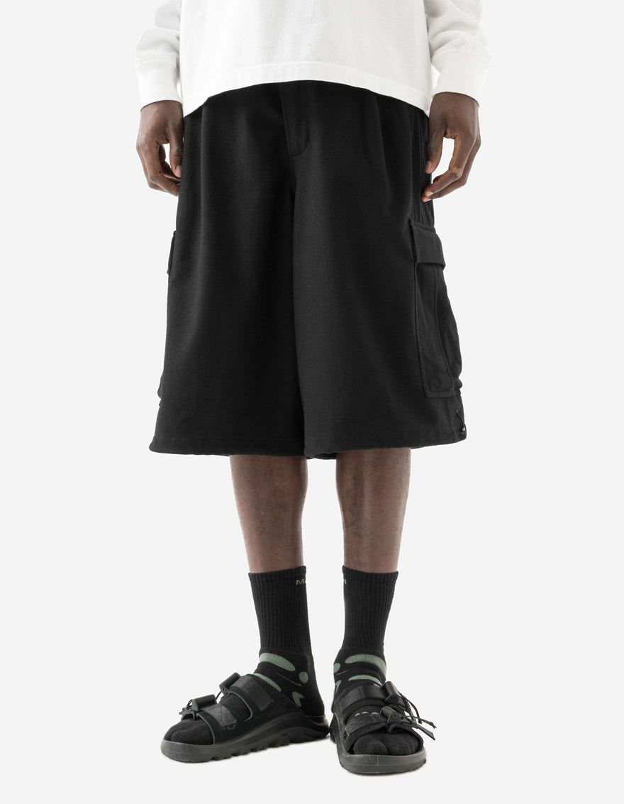 7118 Oversized Wool Cargo Snoshorts Black