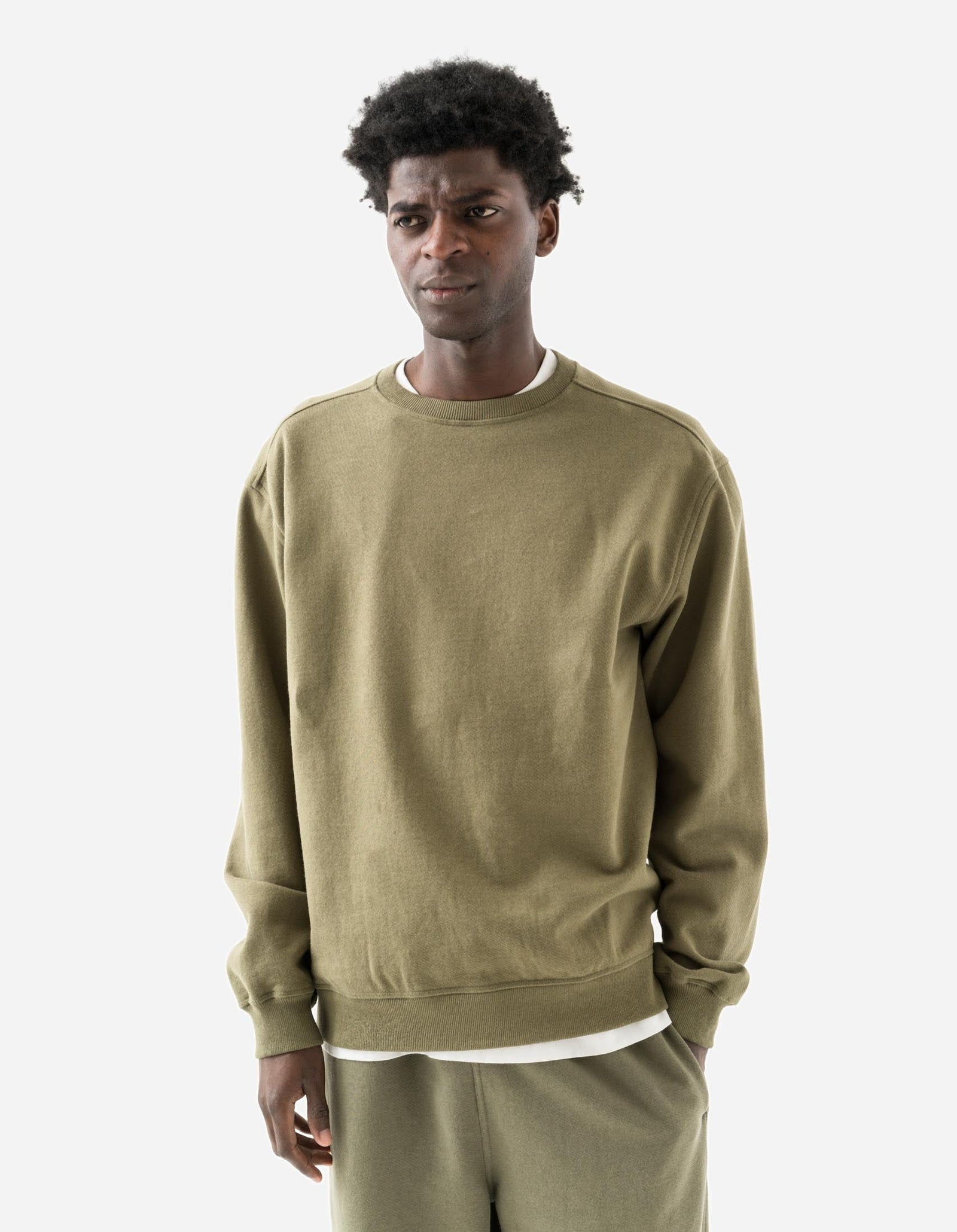7125 Pointillist Dragon Embroidered Crew Sweat Olive OG-107F