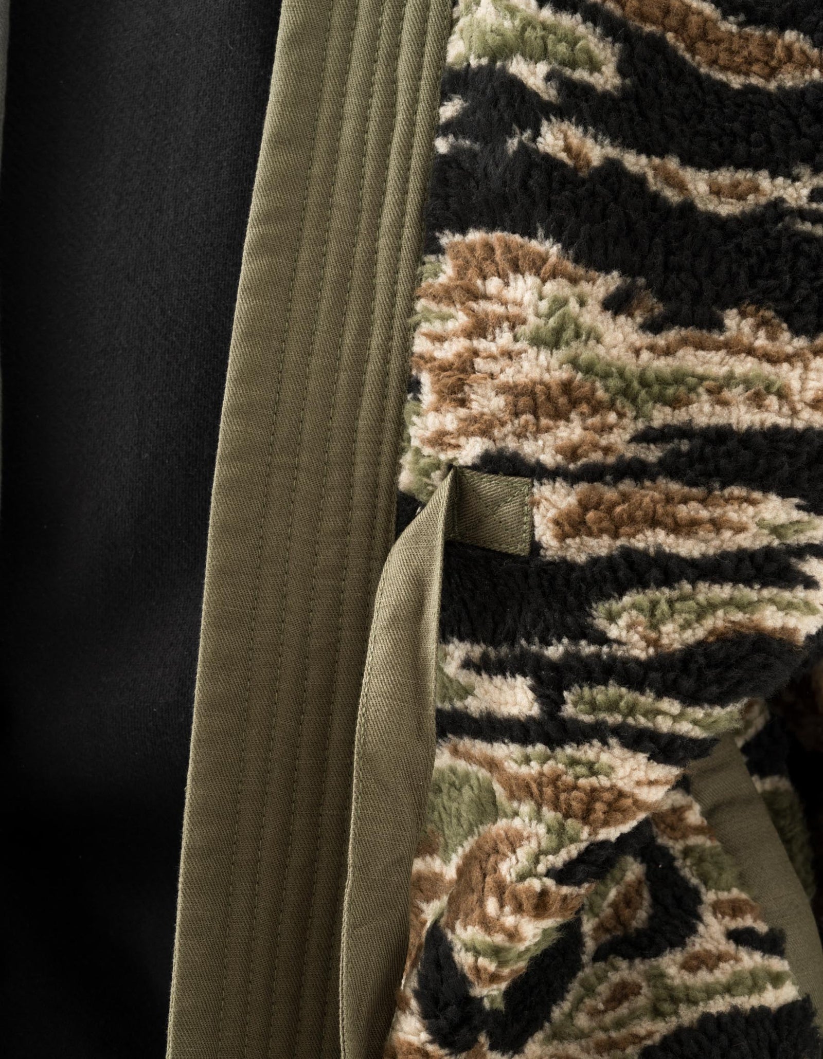 7144 Bonsai Tigerstripe Fleece Kimono Mint Gold
