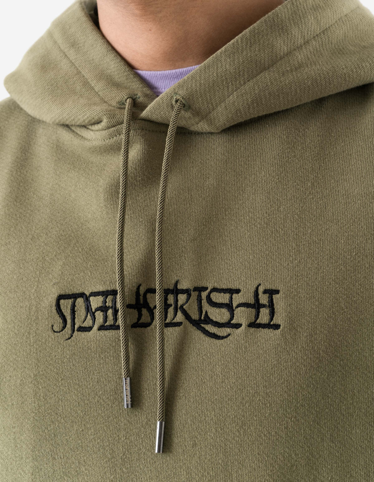 7552 Maha Script Hooded Sweat Olive OG-107F