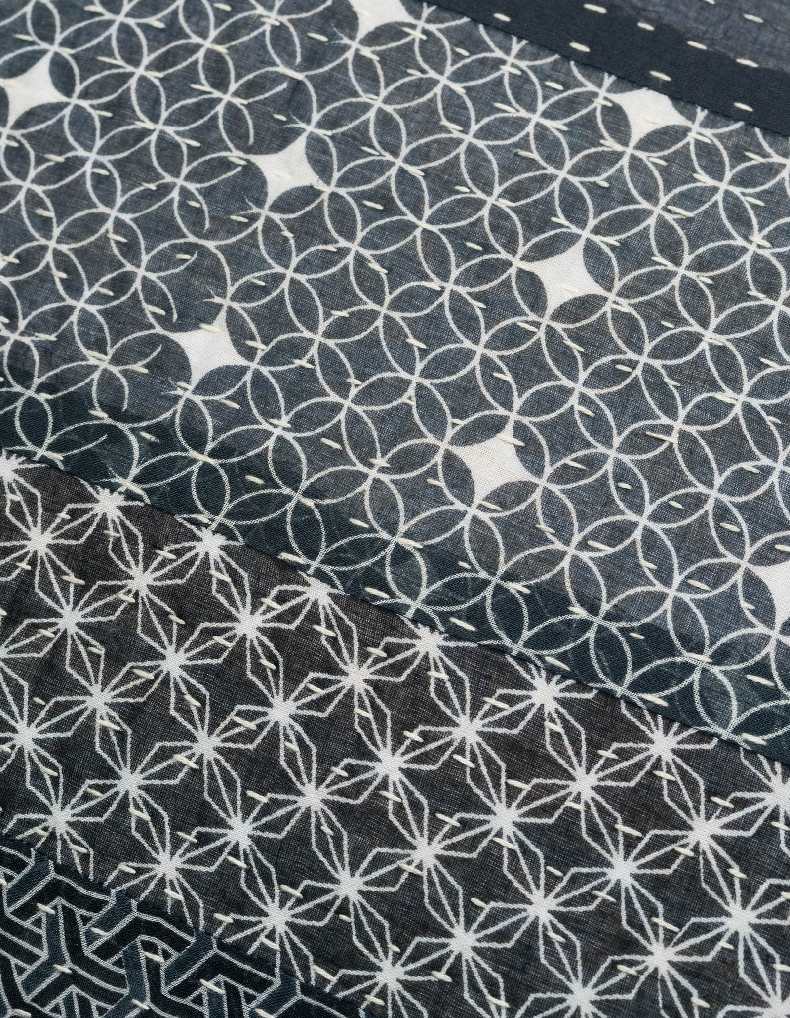 7612 Maha Rice Stitch Cushion Navy/Ecru