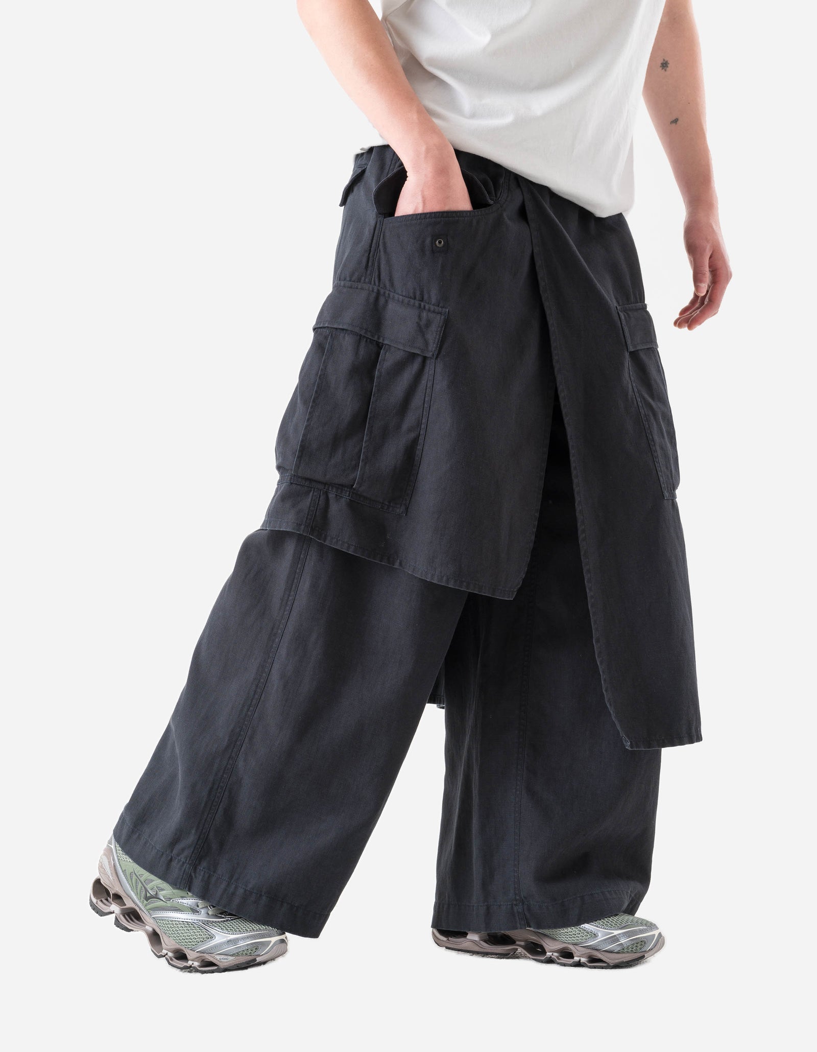 4588 Asym Cargo Hakama Pants Navy