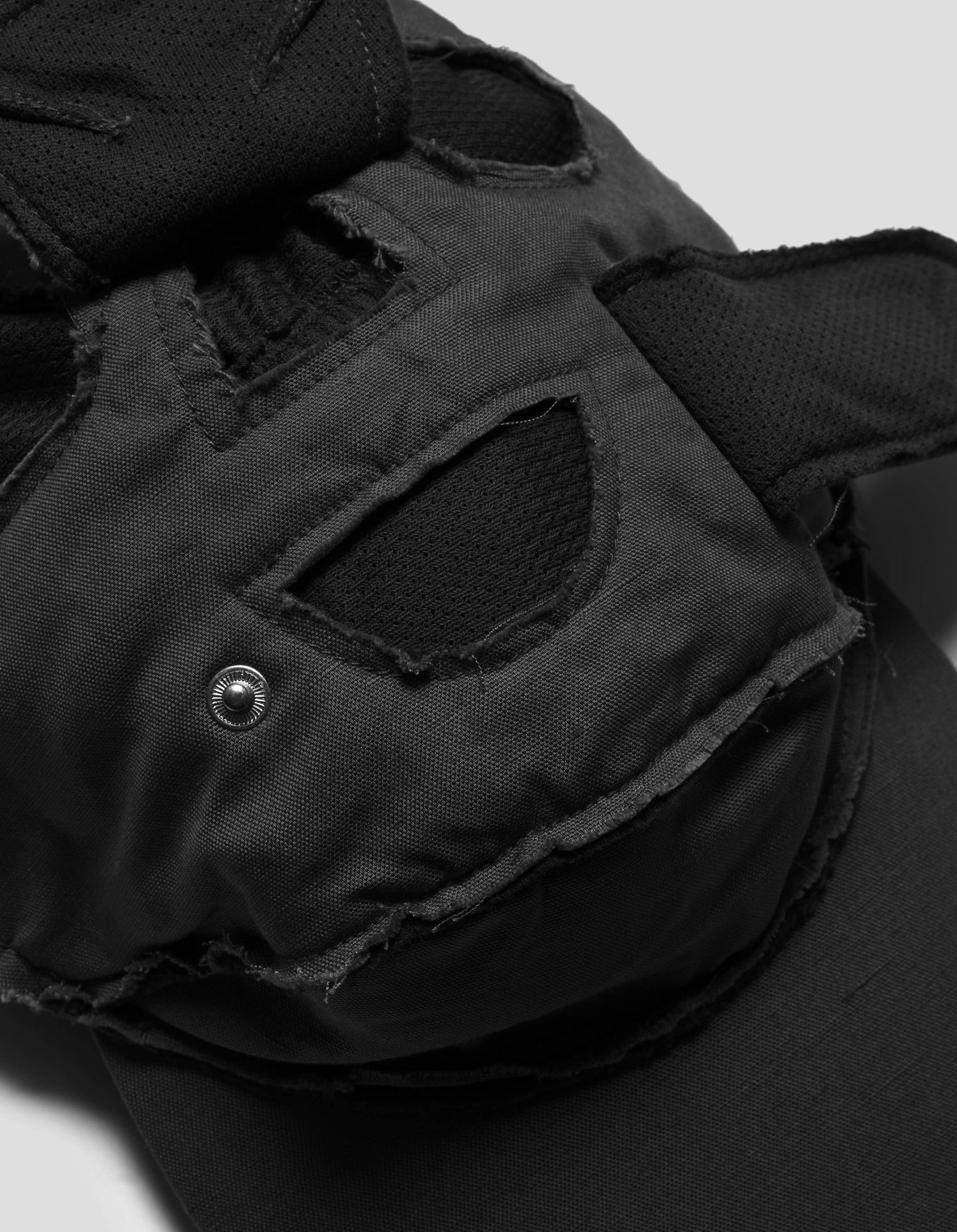 6215 ECWS Cap / Mask Black