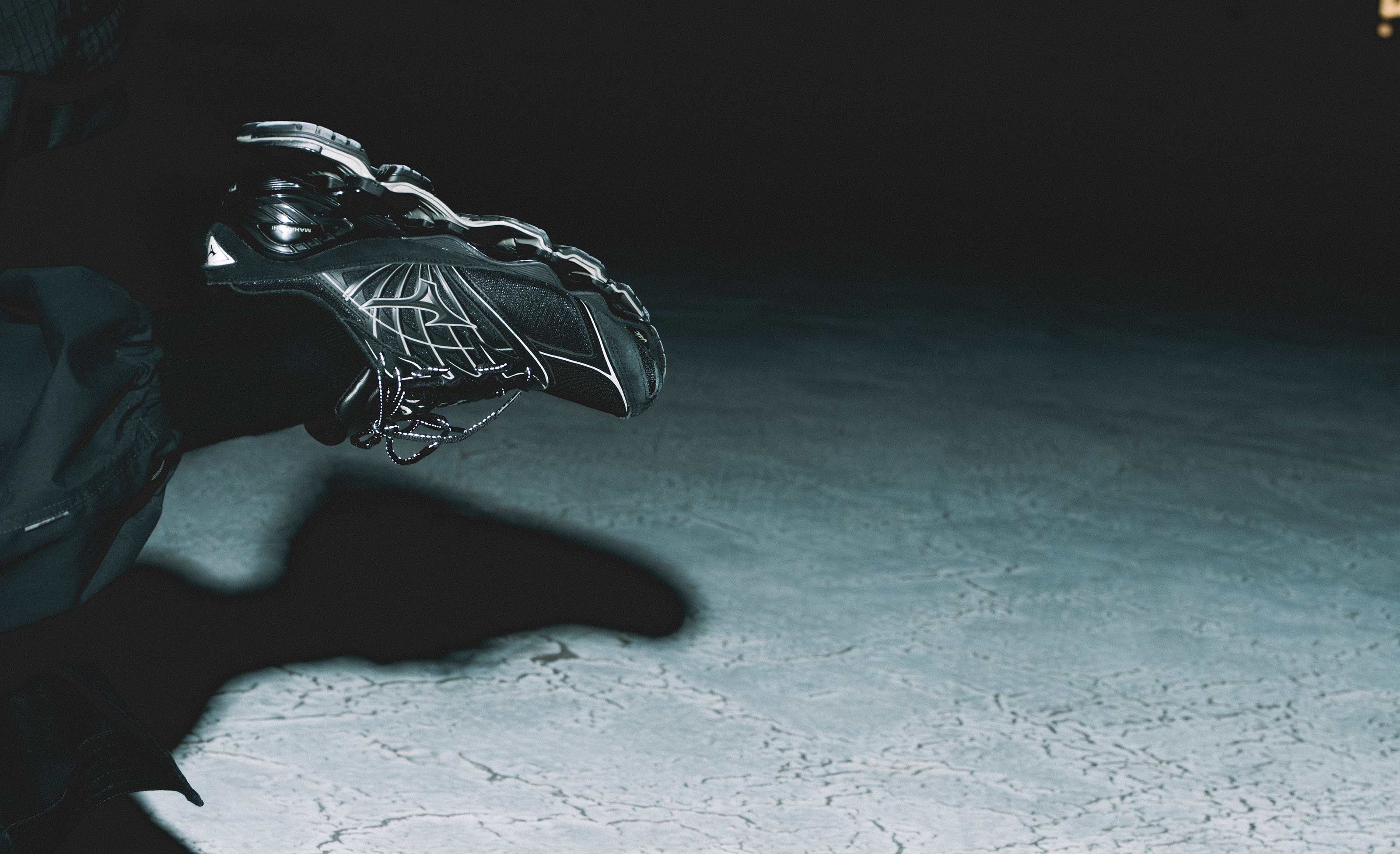 Maharishi Mizuno WAVE PROPHECY LS