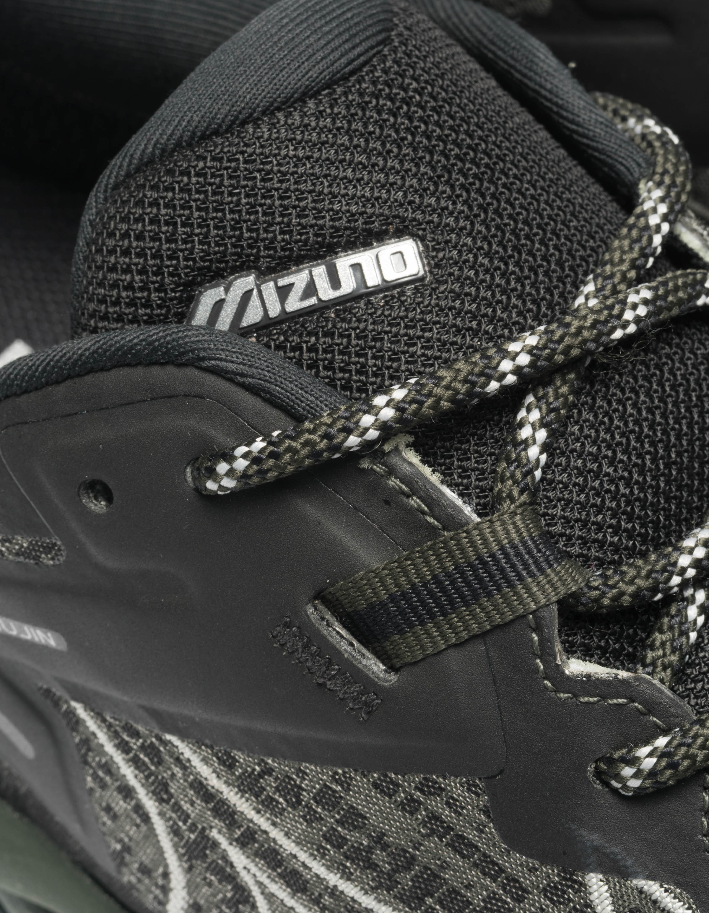 Maharishi Mizuno Wave Mujin LS GTX Rosin/Cool Gray 5C/Unexplored