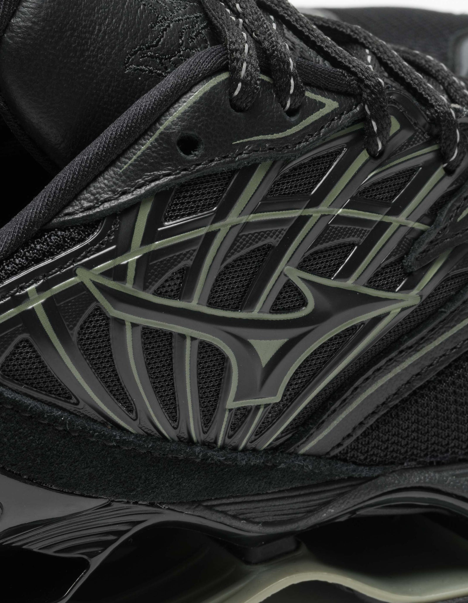 Maharishi Mizuno Wave Prophecy LS Black