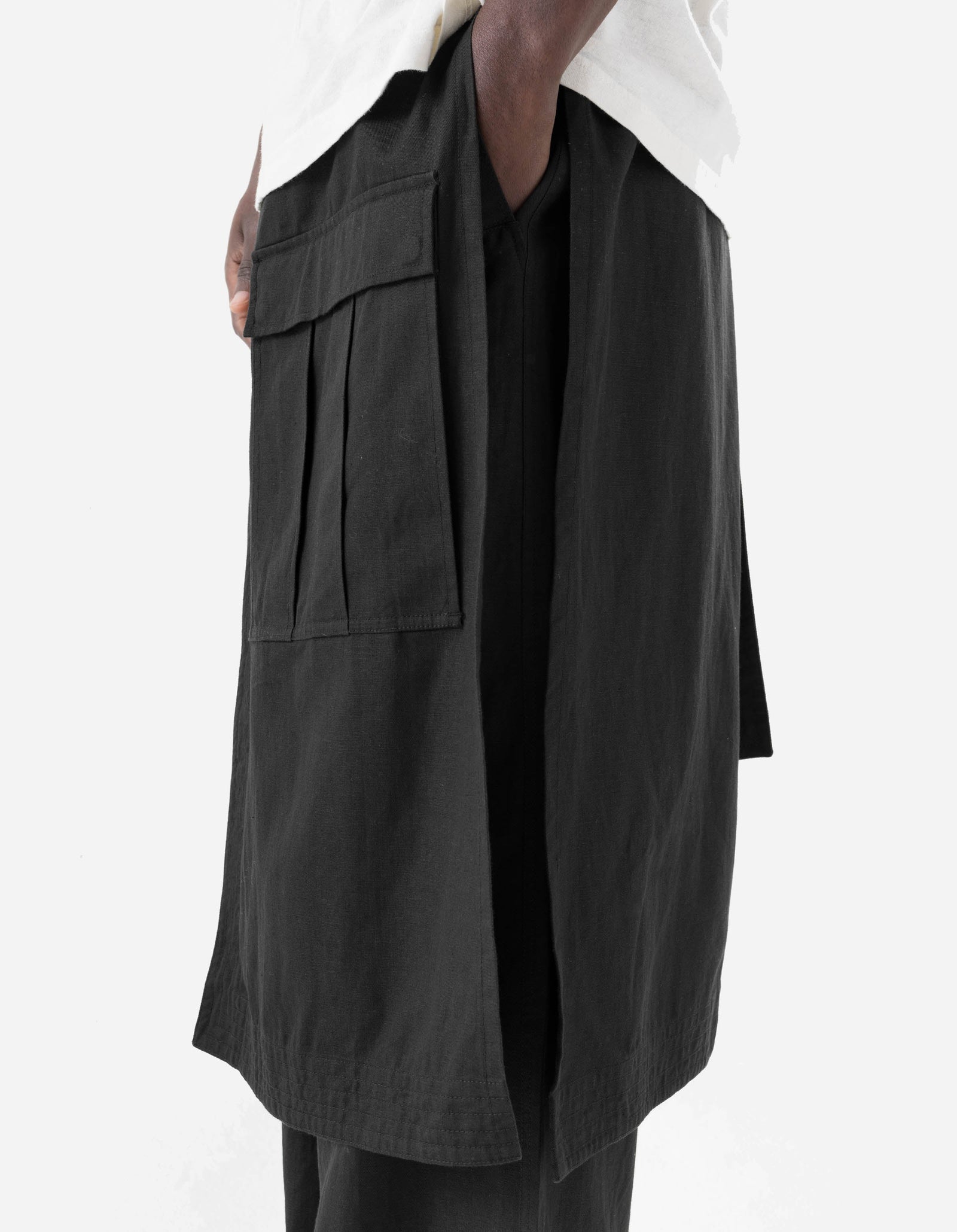 7232 Kirin Asym Cargo Hakama Pants Black
