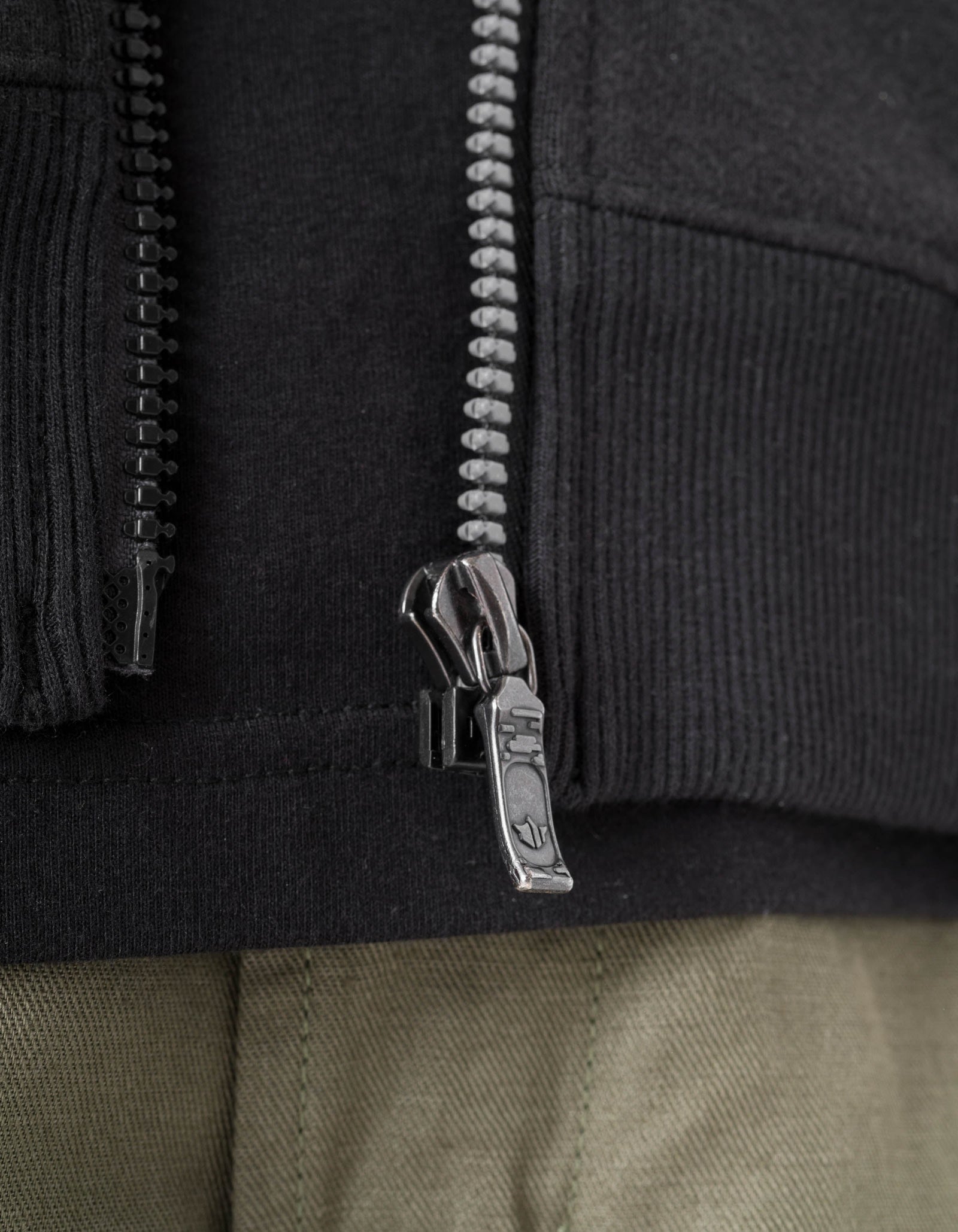 7234 Kirin Zip Through Hooded Sweat Black