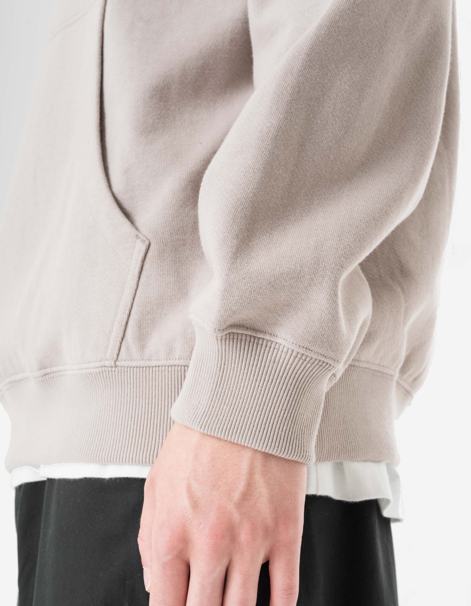 4622 Maharishi Organic Hooded Sweat Taupe