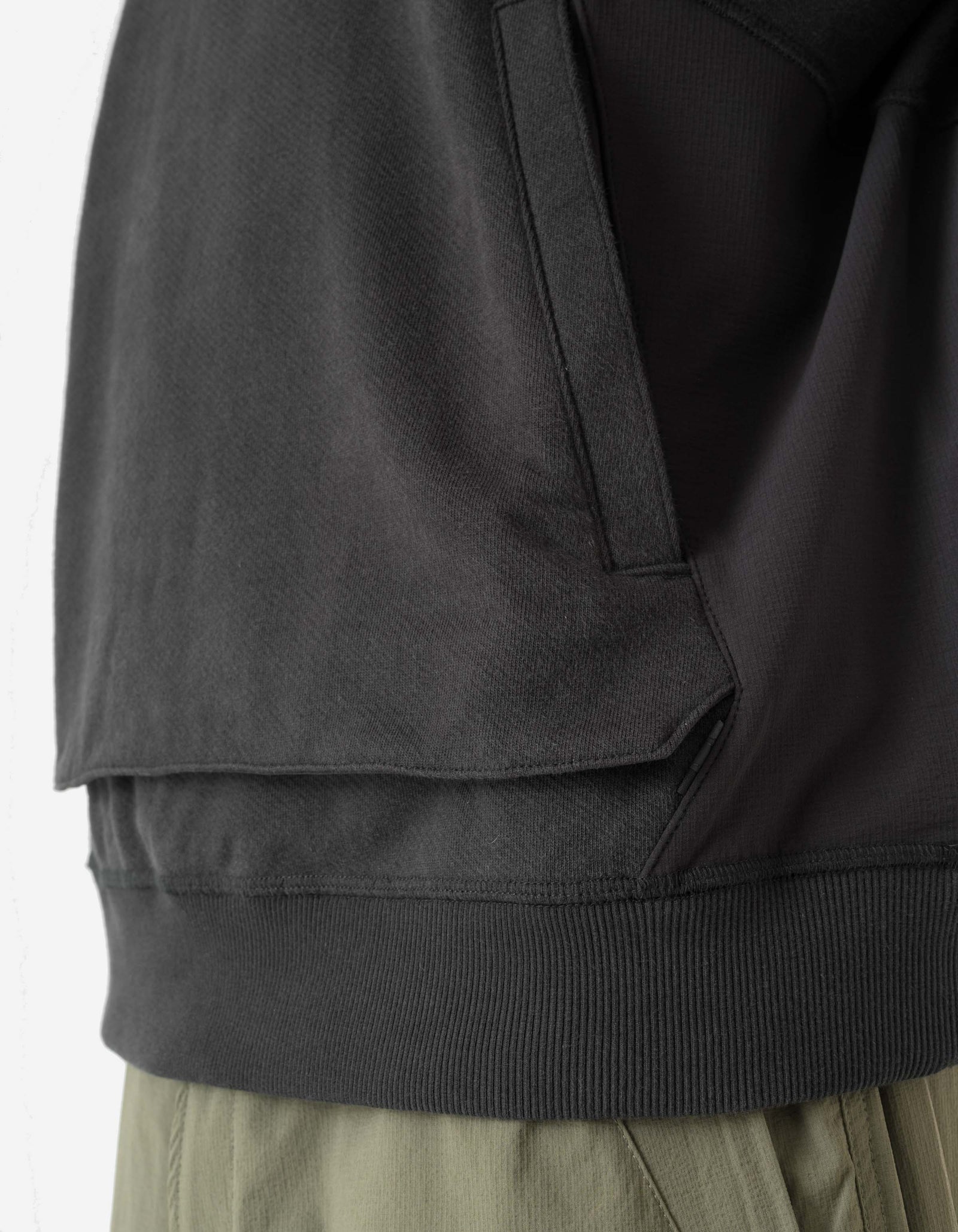 6211 Cordura® Tech Organic Crew Sweat Black