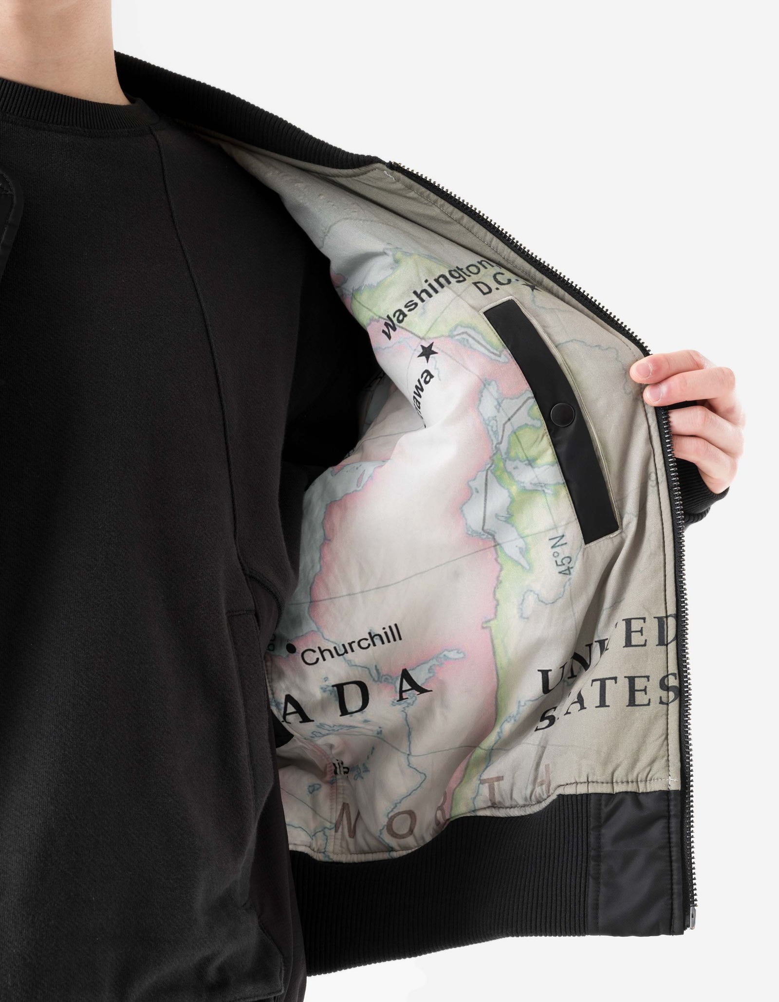 7086 The Alaskan Tour Embroidered Velvet Jacket Black